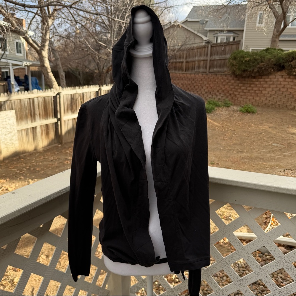 Lululemon Ready to Rulu Hoodie Black Wrap Tie Front Women SZ 2 Read Lightweight - Picture 3 of 12